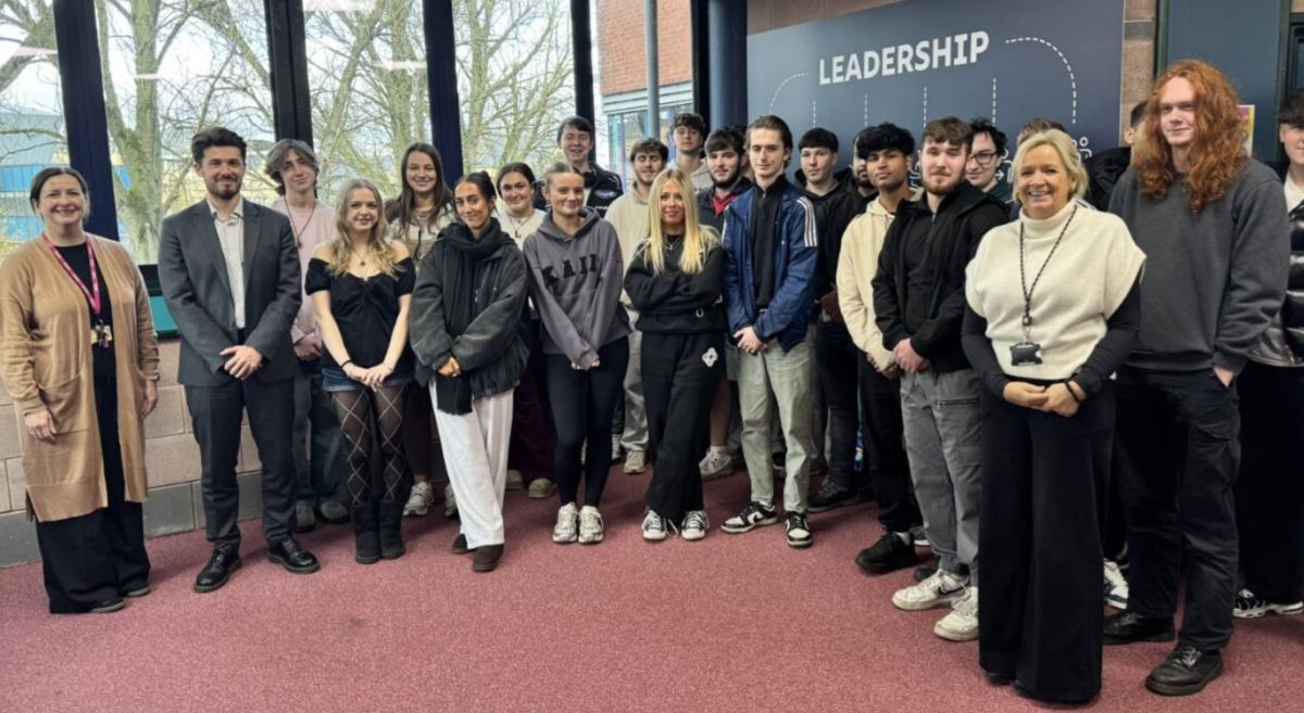 Picture of Matthew McArthur with SERC students